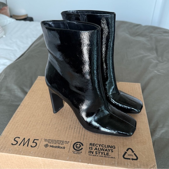NEW Mix No. 6 Black Patent Leather Square Toe Ankle Boots Size 8 Minimalist - Picture 4 of 5